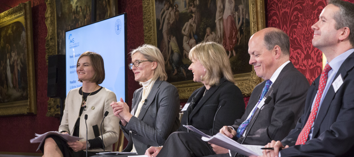 LONDON- UK- 17th Nov 2016. HRH The Prince of Wales convenes global CFO's and other leaders from the finance and accounting community for the annual A4S (Accounting for Sustainability) Summit at St James's Palace in London.
Photograph by Ian Jones